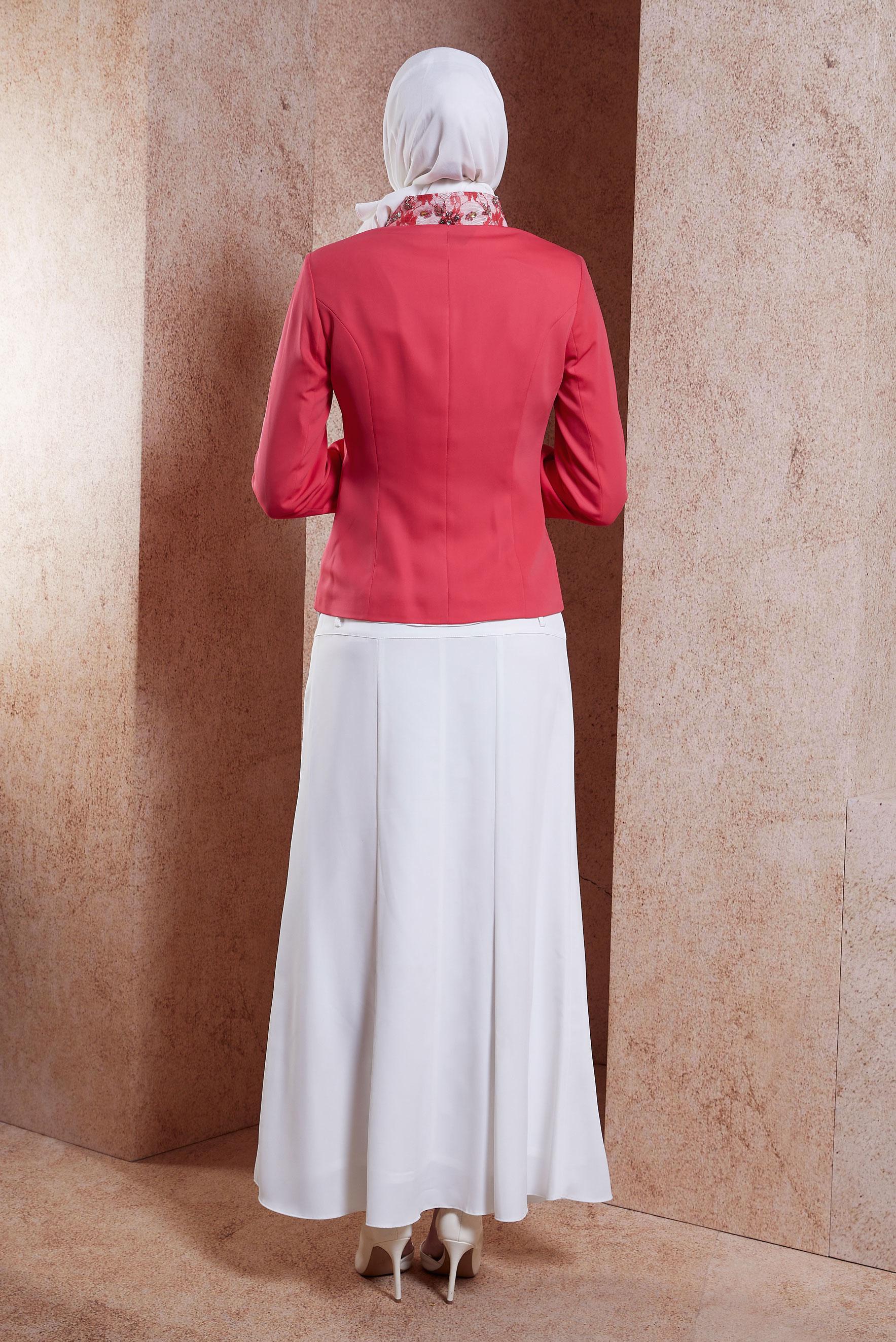 Tesettür giyim MERCAN ÇİÇEK DESENLİ ÜÇLÜ ETEKLİ TAKIM 3718E