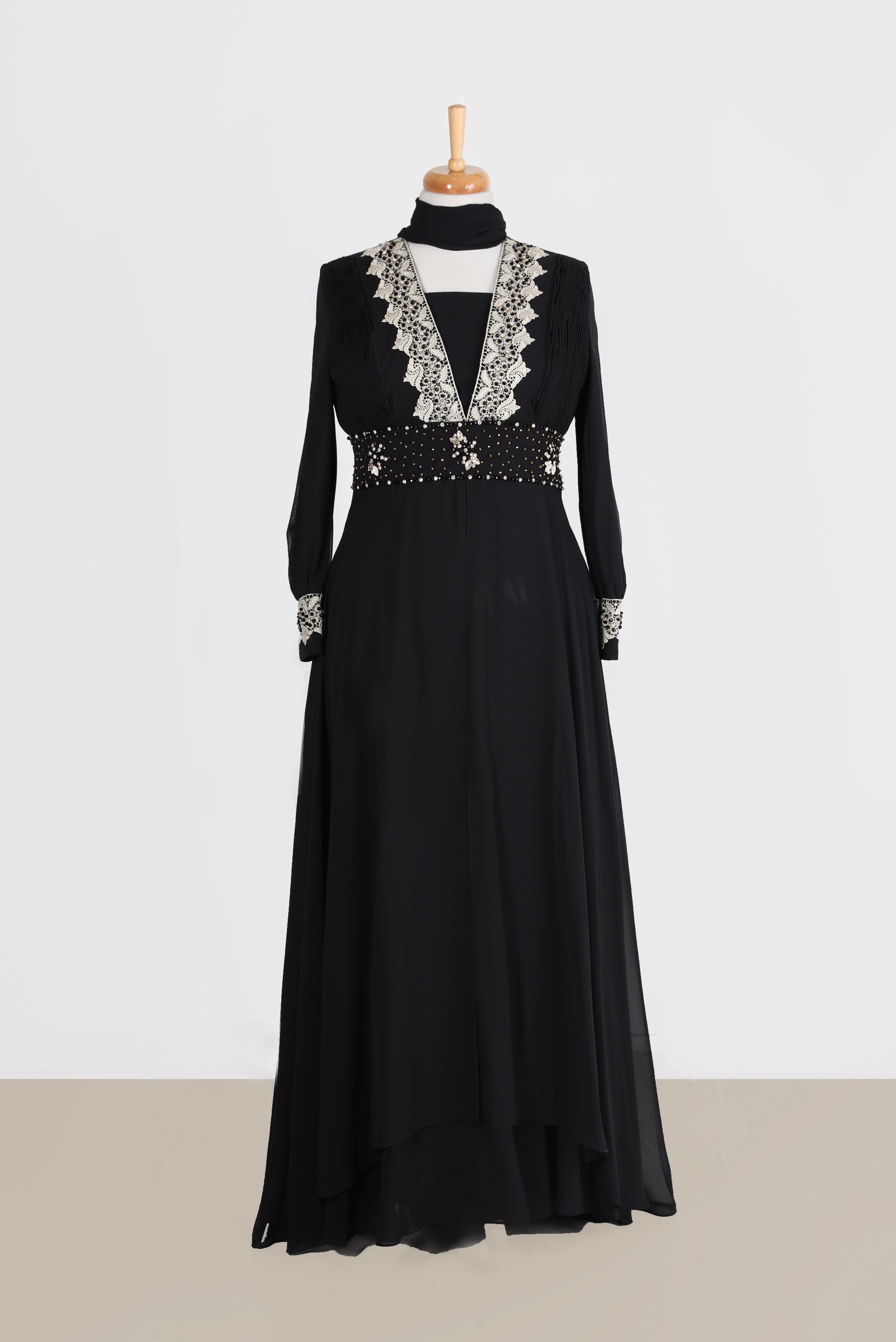 Tesettür giyim SİYAH İŞLEMELİ ŞİFON ABİYE ELBİSE 5916