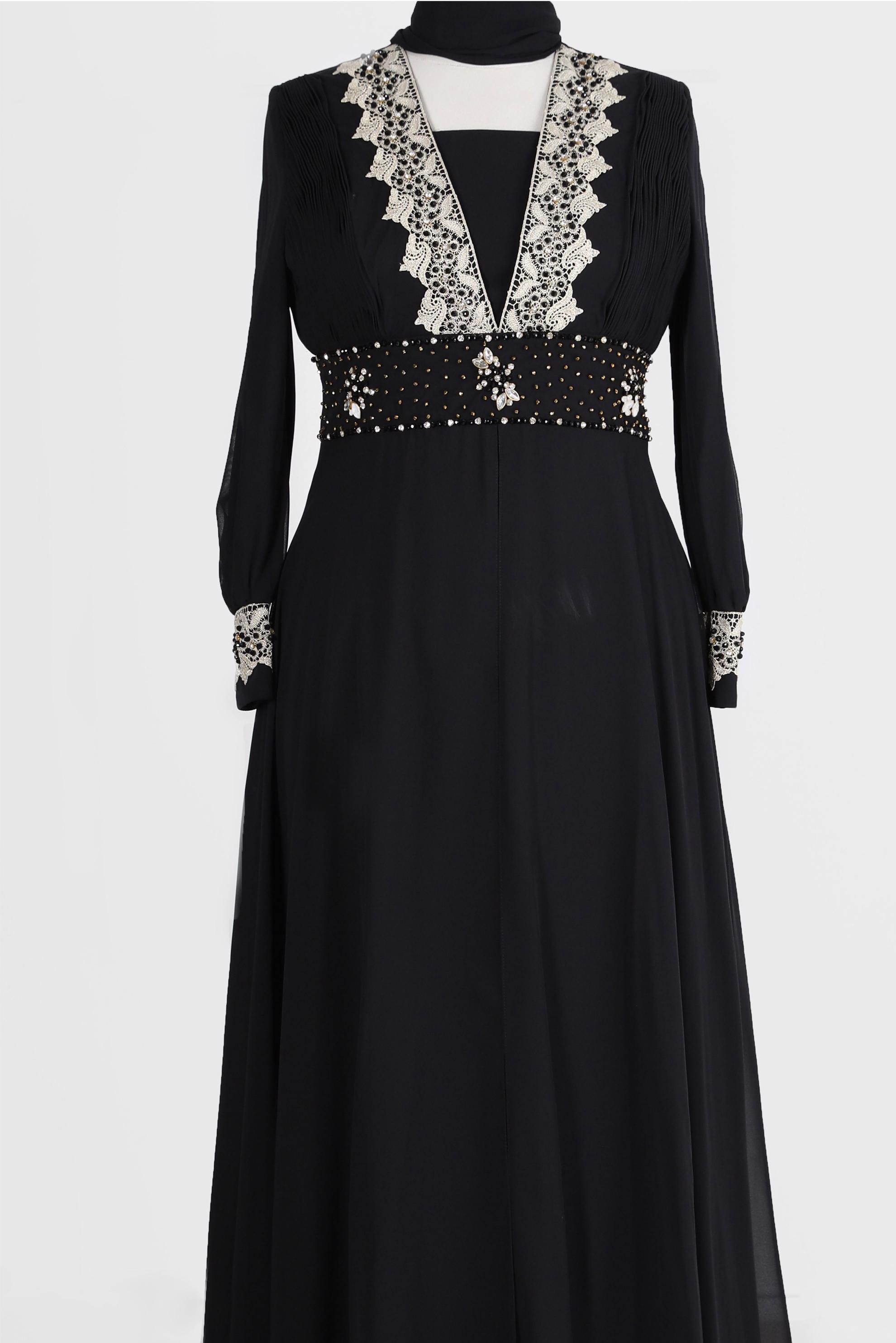 Tesettür giyim SİYAH İŞLEMELİ ŞİFON ABİYE ELBİSE 5916