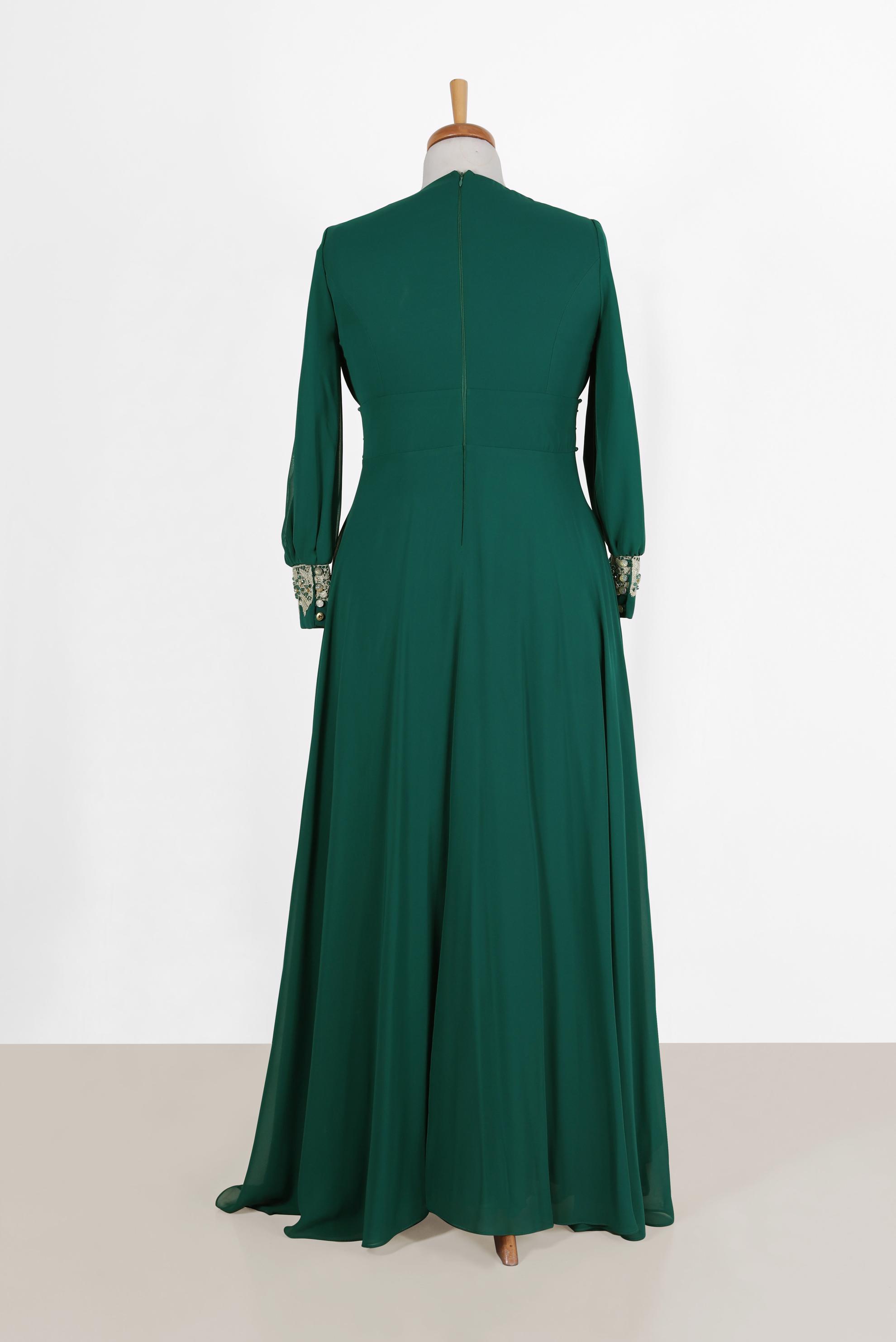 Tesettür giyim YEŞİL İŞLEMELİ ŞİFON ABİYE ELBİSE 5916