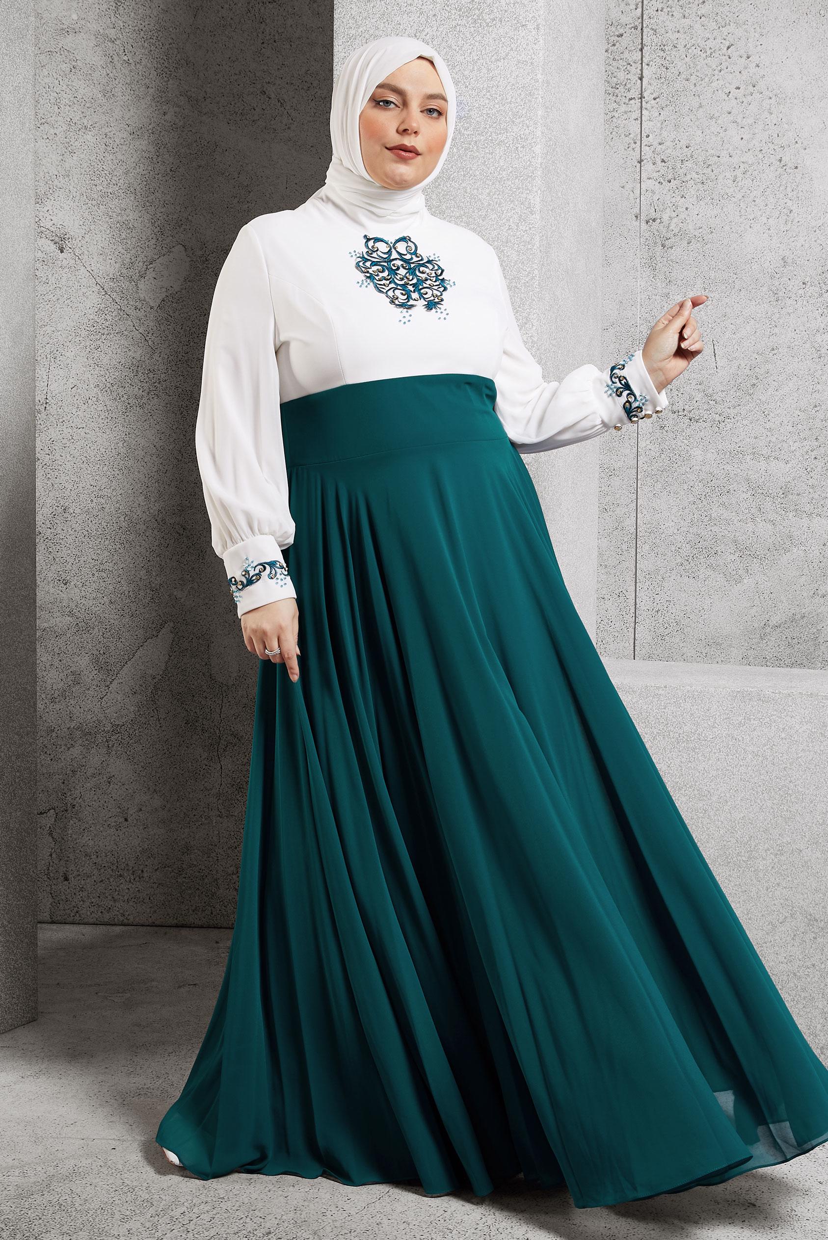 Tesettür giyim BEYAZ İŞLEME DETAYLI ABİYE ELBİSE 5942 