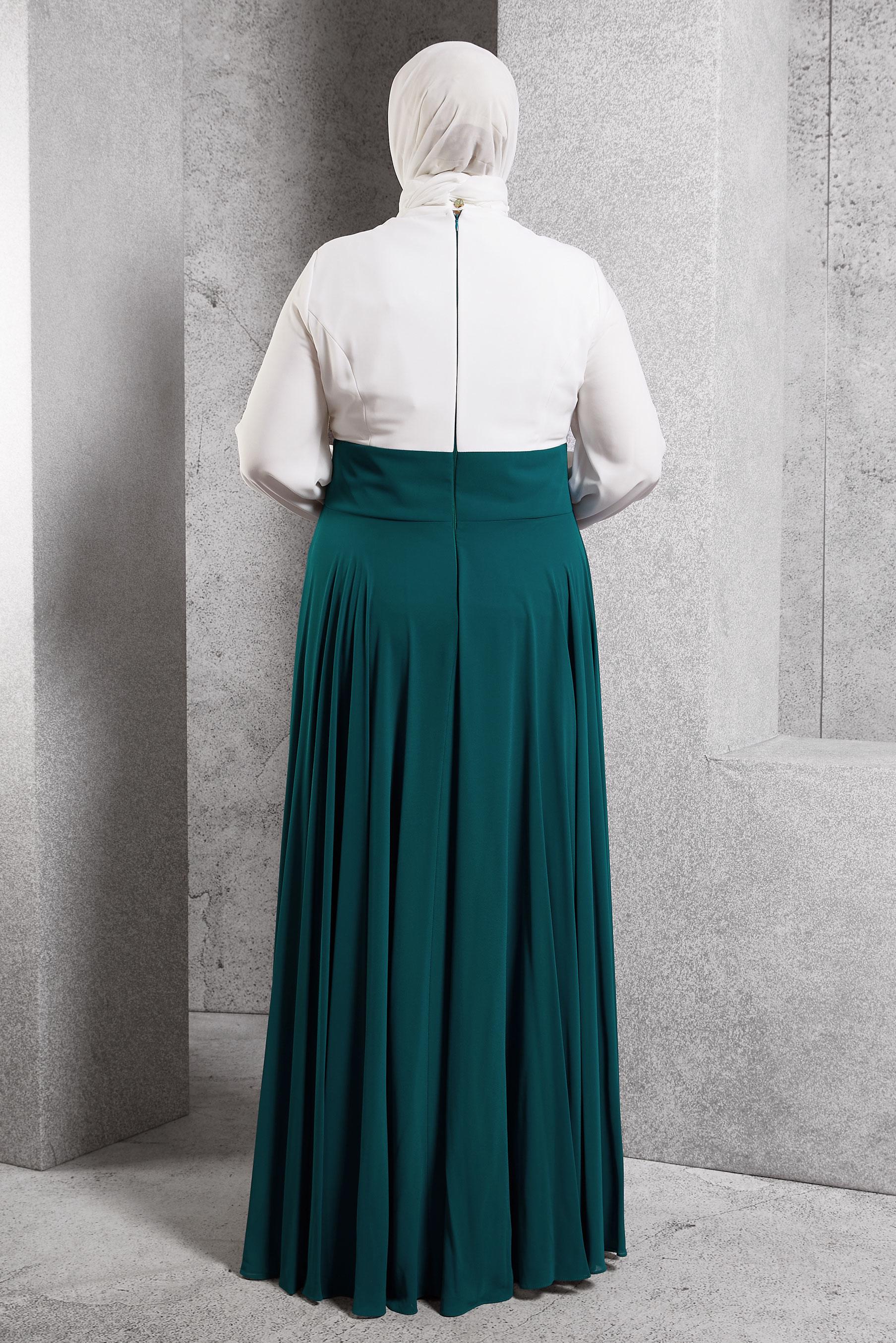 Tesettür giyim BEYAZ İŞLEME DETAYLI ABİYE ELBİSE 5942 