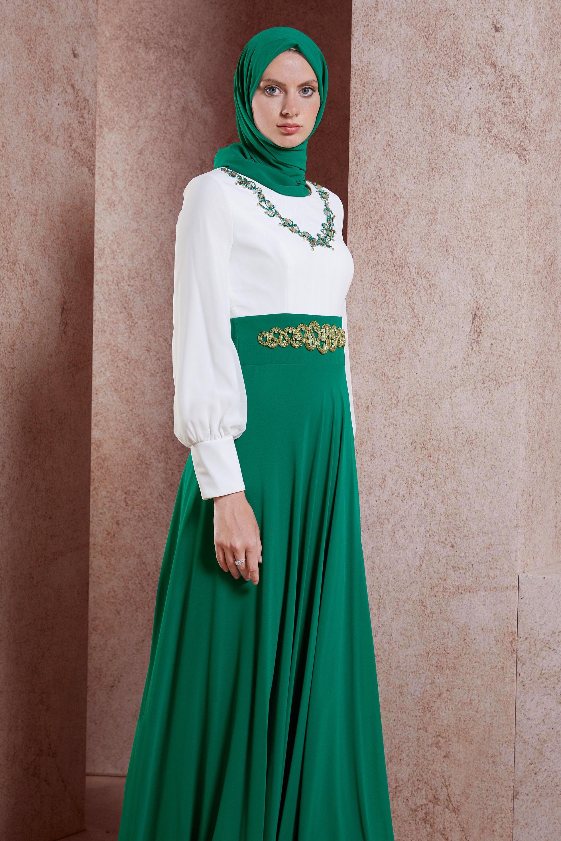 Tesettür giyim YEŞİL İŞLEMELİ TESETTÜR ABİYE ELBİSE 5945