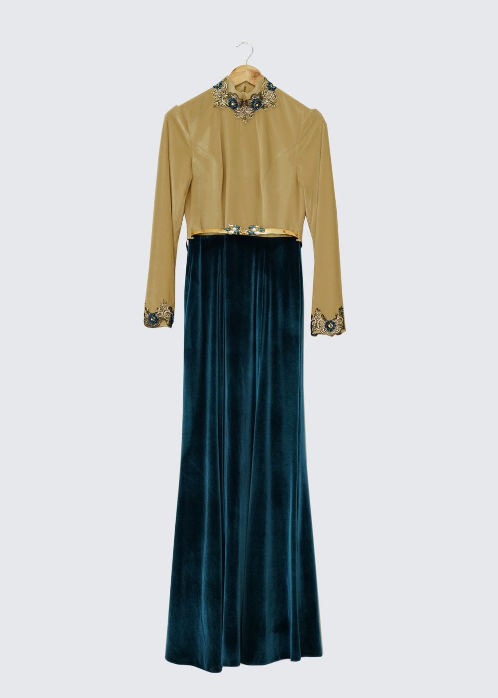 Hijab clothing BROWN EVENING DRESS WITH GEM 5989