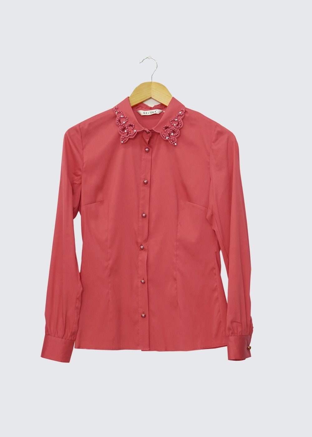 Tesettür giyim MERCAN YAKASI VE SIRTI TAŞ BASKILI BLUZ 4330 