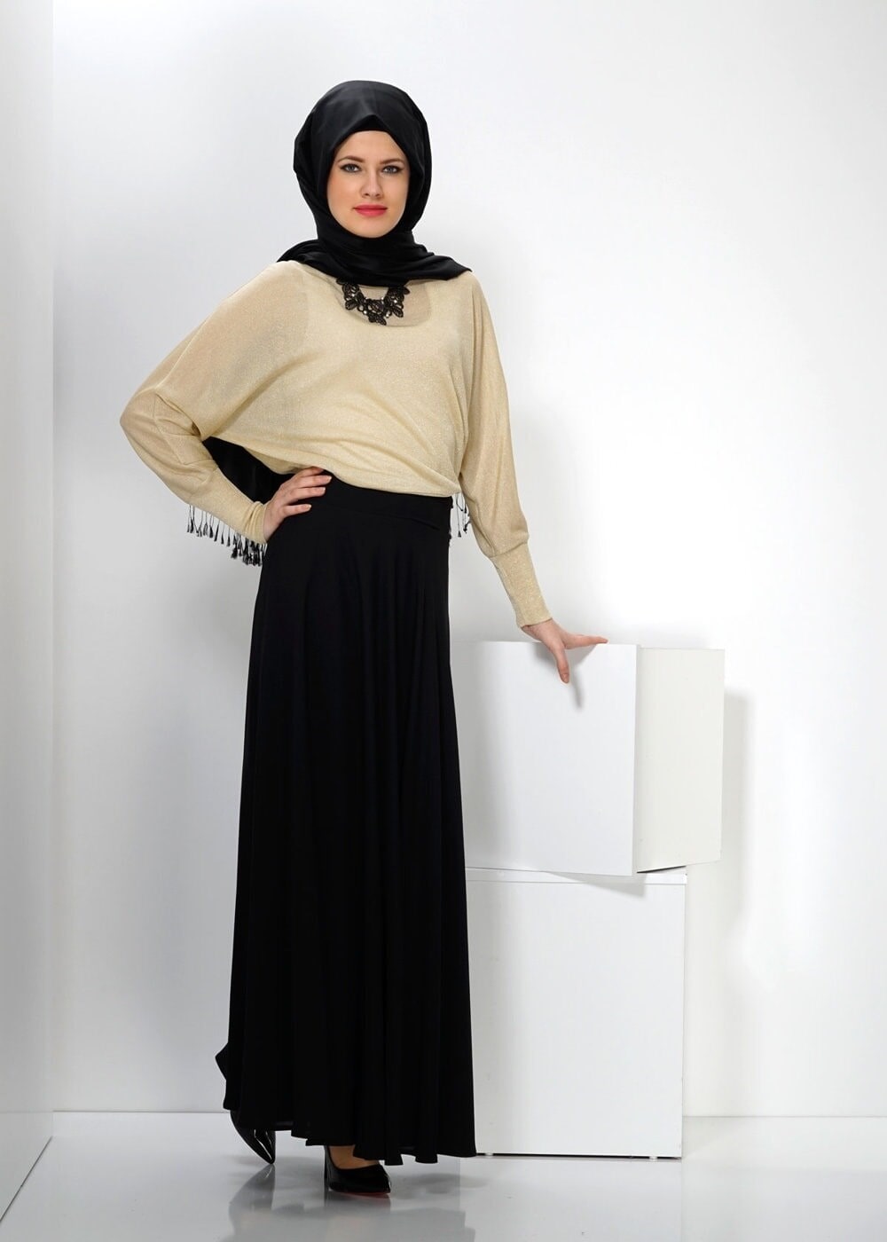 Tesettür giyim BEJ MANŞETLERİ LASTİKLİ BLUZ 4535