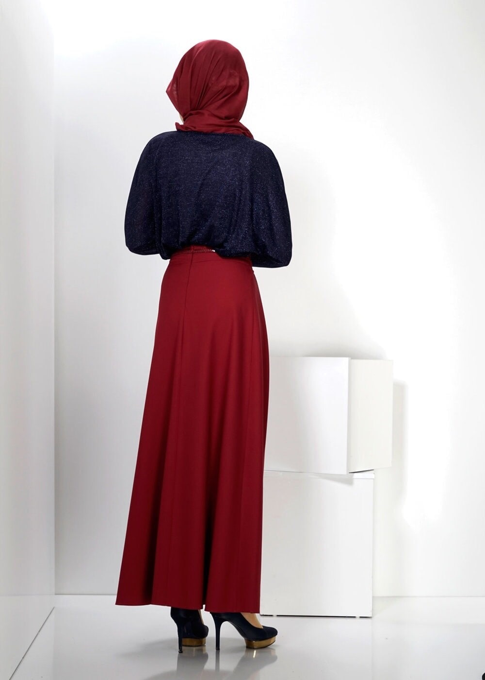 Tesettür giyim LACİVERT MANŞETLERİ LASTİKLİ BLUZ 4535