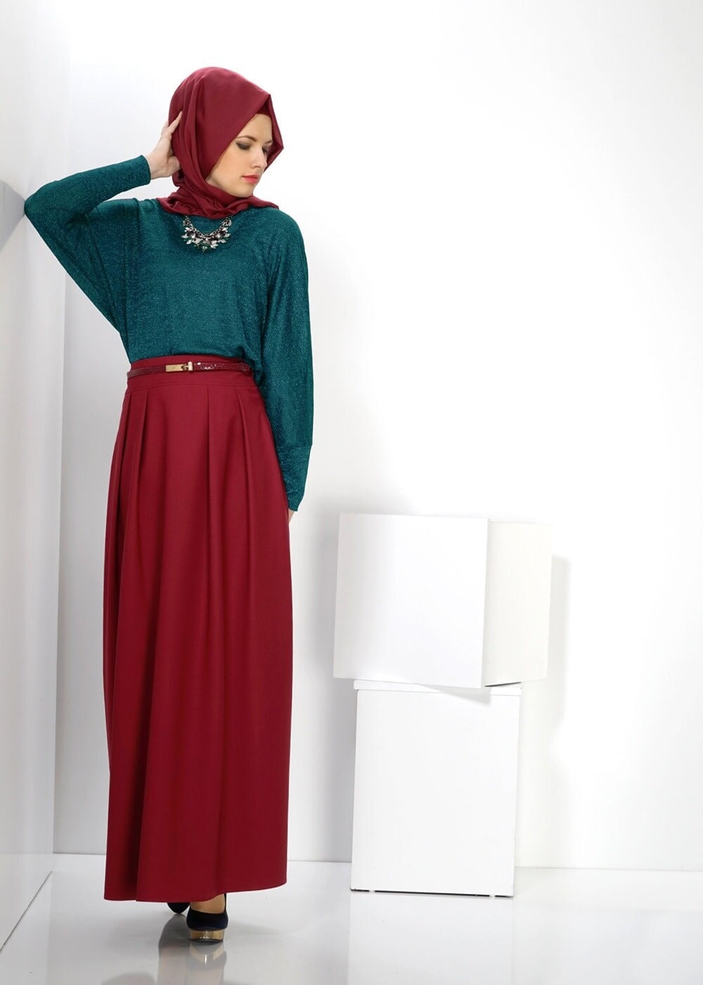 Tesettür giyim MAVİ MANŞETLERİ LASTİKLİ BLUZ 4535