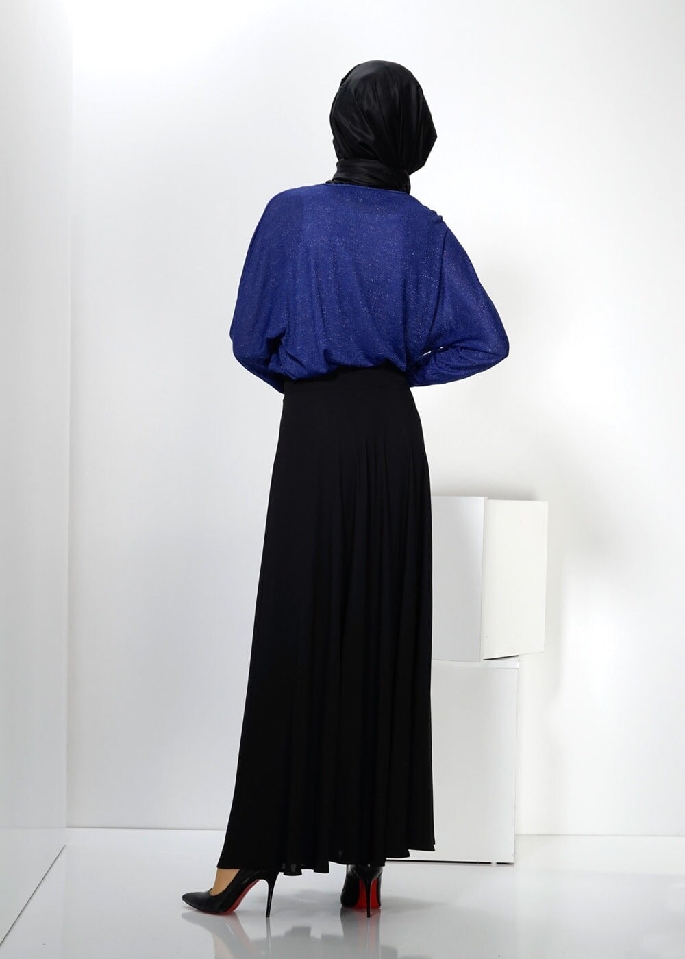 Tesettür giyim LACİVERT MANŞETLERİ LASTİKLİ BLUZ 4535