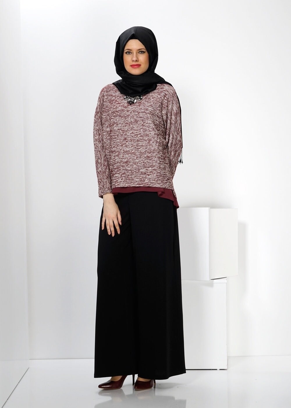 Tesettür giyim BORDO ARKASI YIRTMAÇ DETAYLI İKİLİ BLUZ 4544