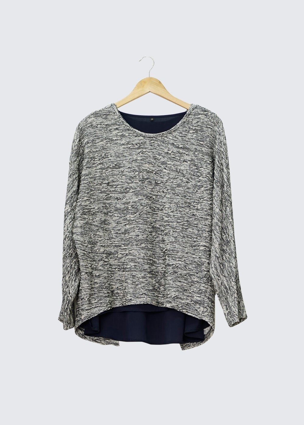 Tesettür giyim LACİVERT ARKASI YIRTMAÇ DETAYLI İKİLİ BLUZ 4544