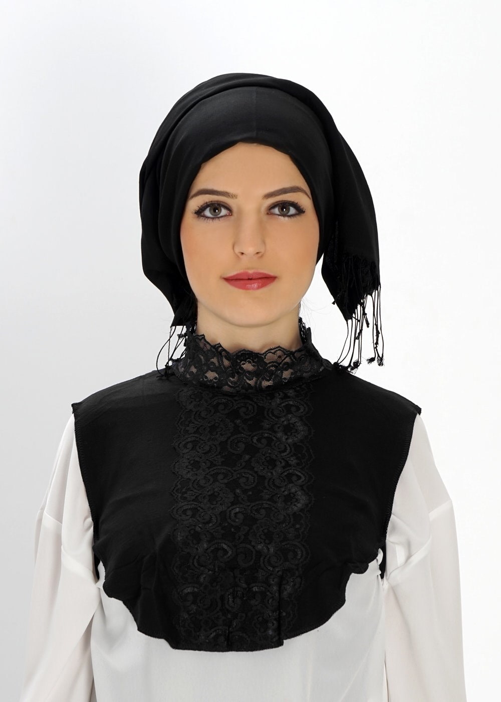 Tesettür giyim SİYAH 40020 DANTELLİ BOYUNLUK