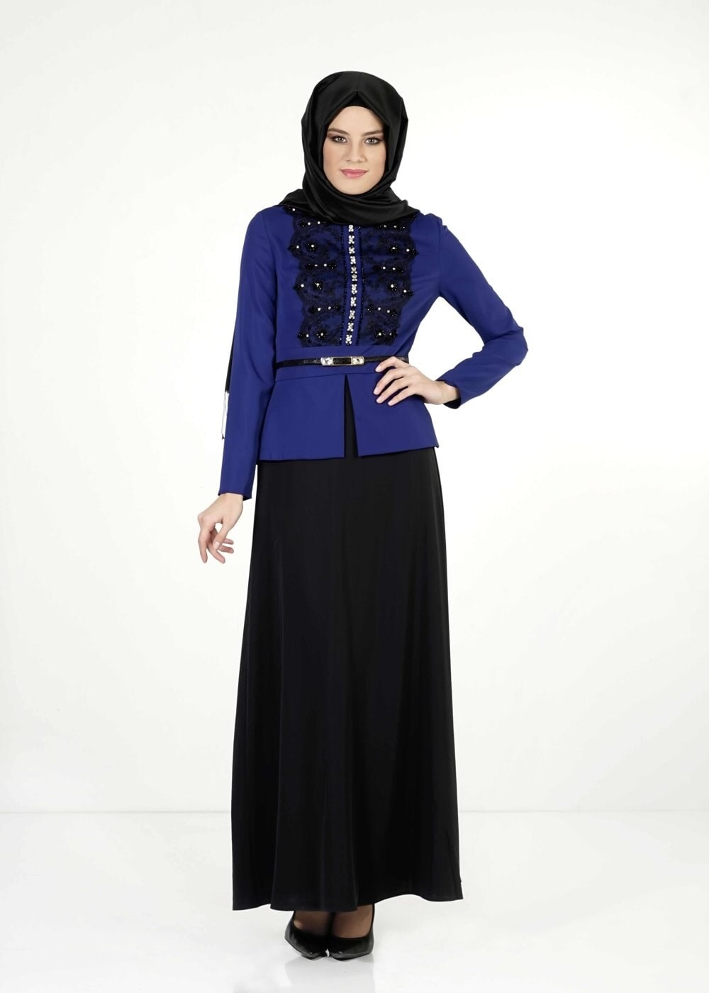 Tesettür giyim MAVİ İŞLEMELİ TAŞ DETAYLI ELBİSE 3025