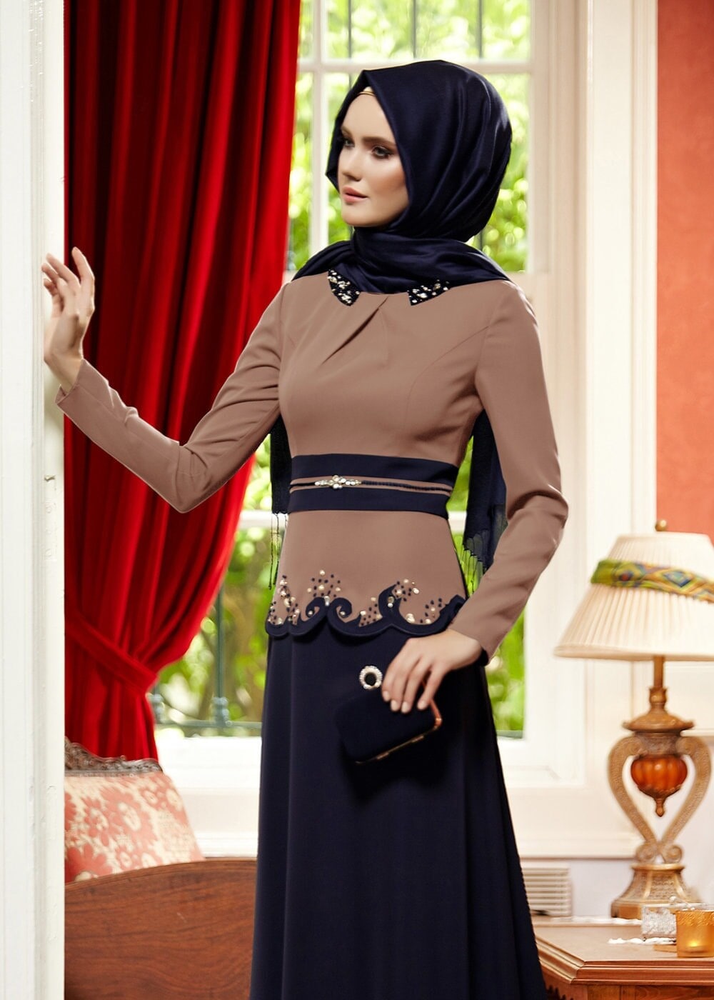 Tesettür giyim KAHVE TAŞ BASKILI ELBİSE 3050