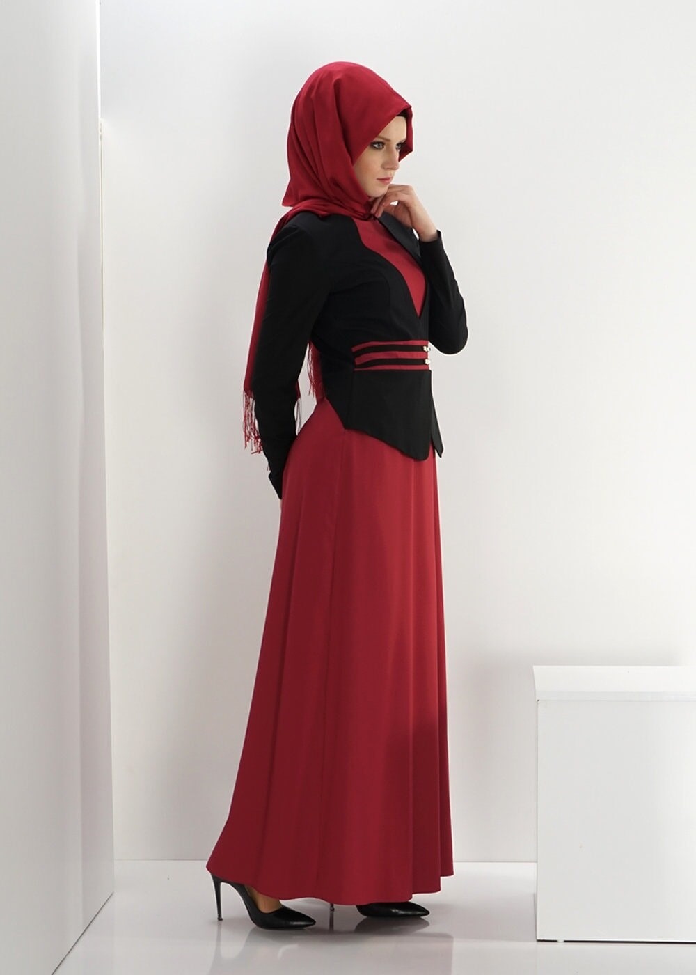 Tesettür giyim BORDO DANTEL DETAYLI ELBİSE 4242