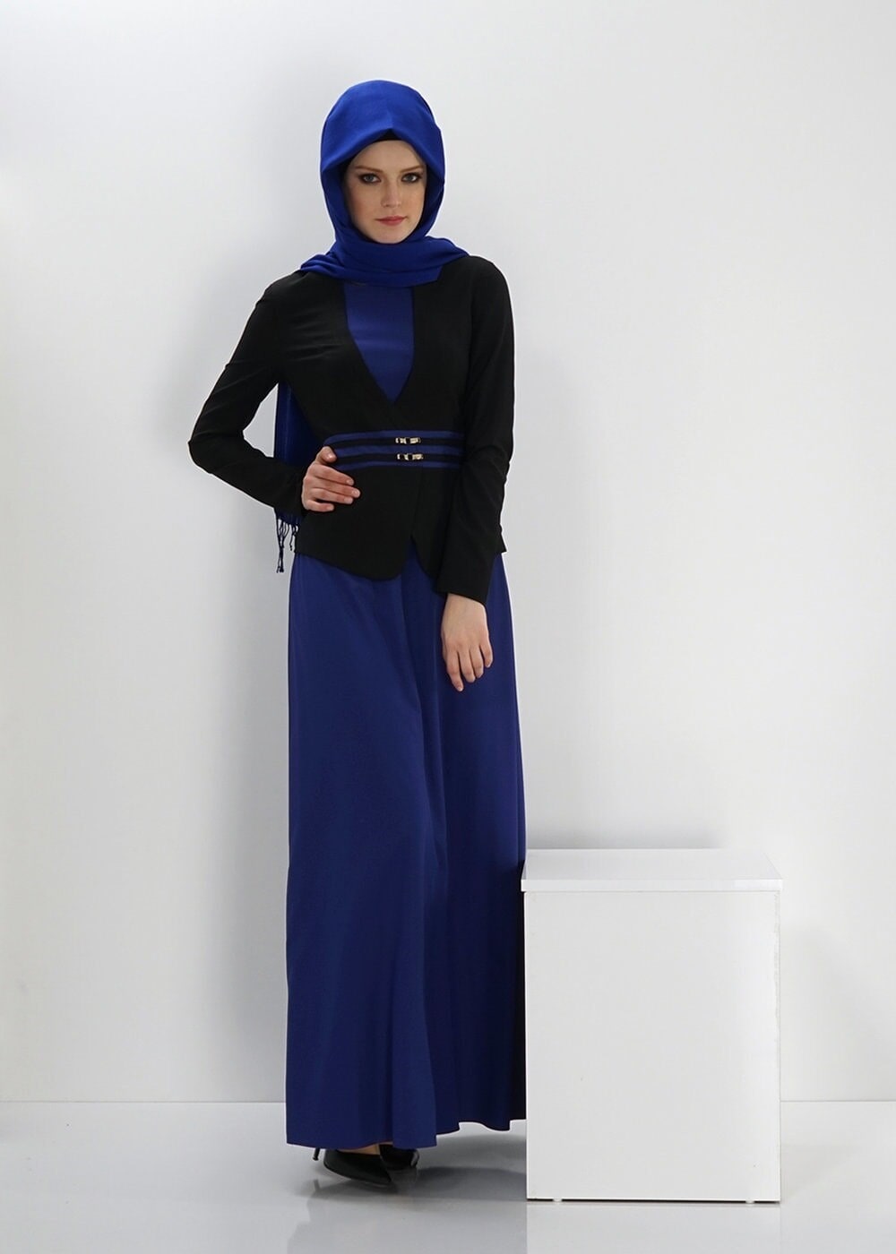 Tesettür giyim MAVİ DANTEL DETAYLI ELBİSE 4242