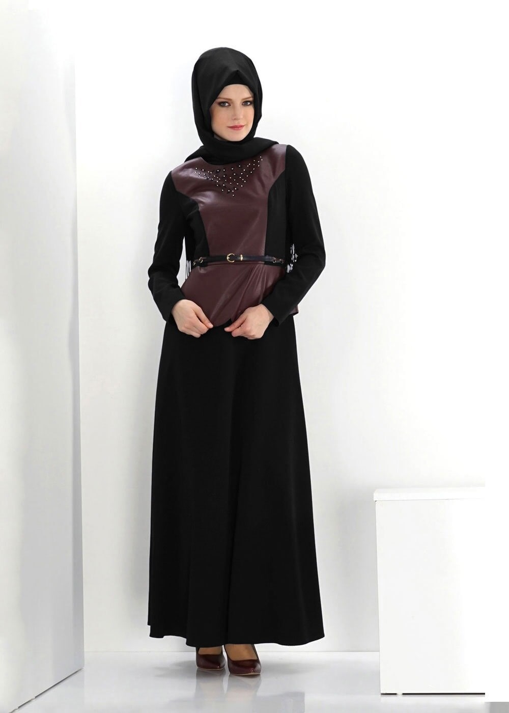 Tesettür giyim SİYAH DERİ DETAYLI ELBİSE 4304 