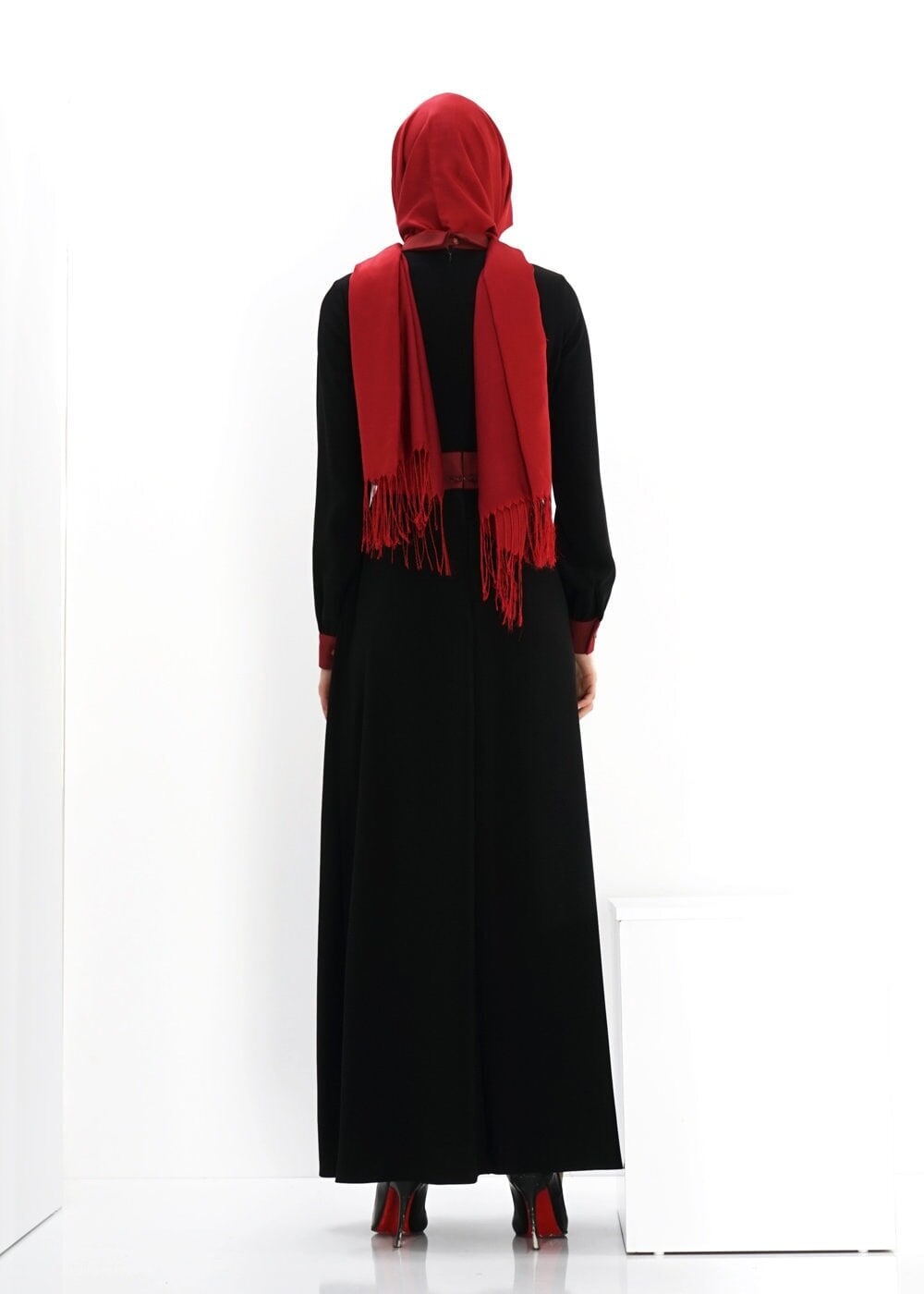 Tesettür giyim SİYAH İKİ RENKLİ GÖMLEK YAKA ELBİSE 4312