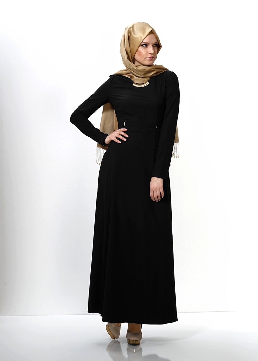 Tesettür giyim SİYAH BELİ KUŞAKLI ELBİSE 4313