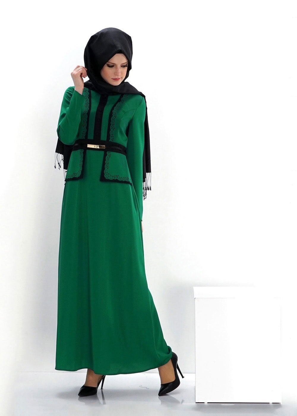 Tesettür giyim YEŞİL ŞERİT DETAYLI METAL KEMERLİ ELBİSE 4338