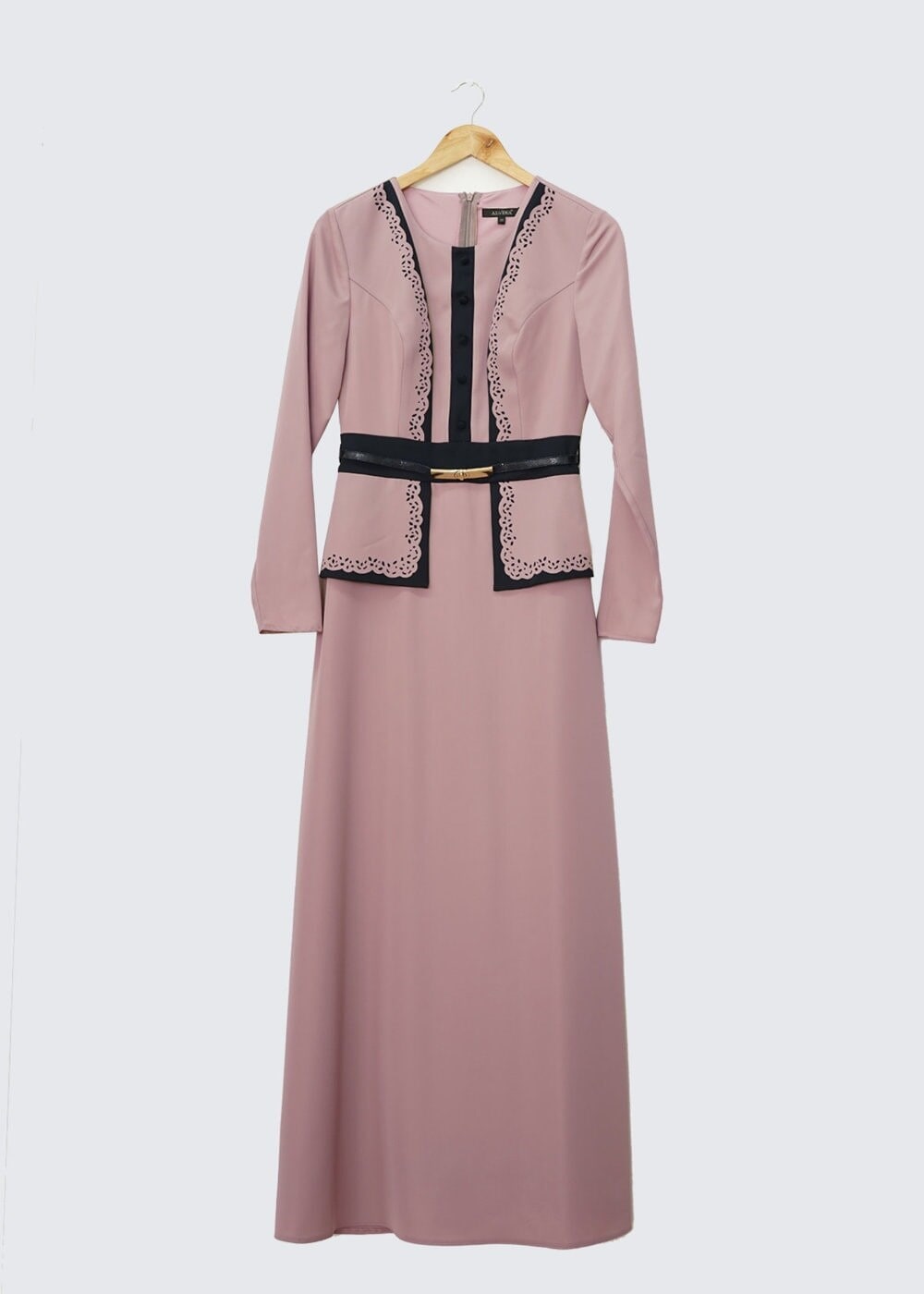 Tesettür giyim PUDRA ŞERİT DETAYLI METAL KEMERLİ ELBİSE 4338