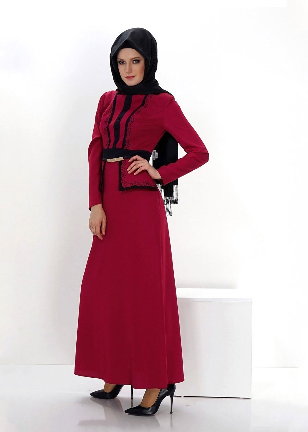 Tesettür giyim MÜRDÜM ŞERİT DETAYLI METAL KEMERLİ ELBİSE 4338