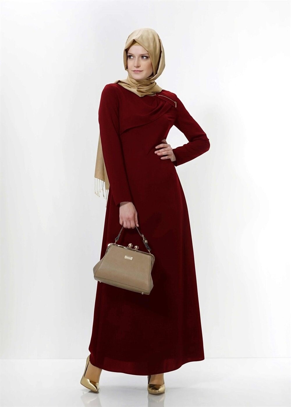 Tesettür giyim BORDO FERMUAR DETAYLI ELBİSE 4354 