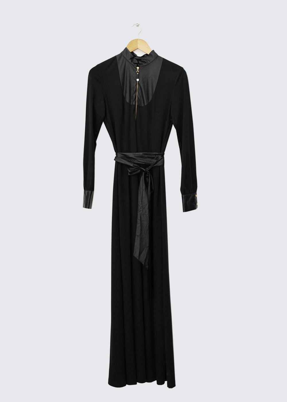 Tesettür giyim SİYAH KUŞAKLI FERMUARLI ELBİSE 4360