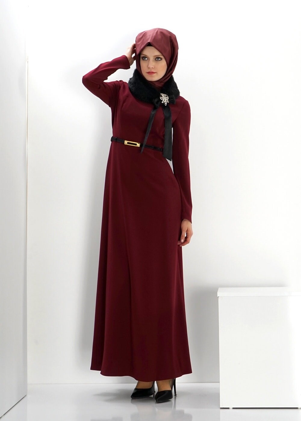 Tesettür giyim BORDO SIRTI DÜĞME DETAYLI ELBİSE 4362 