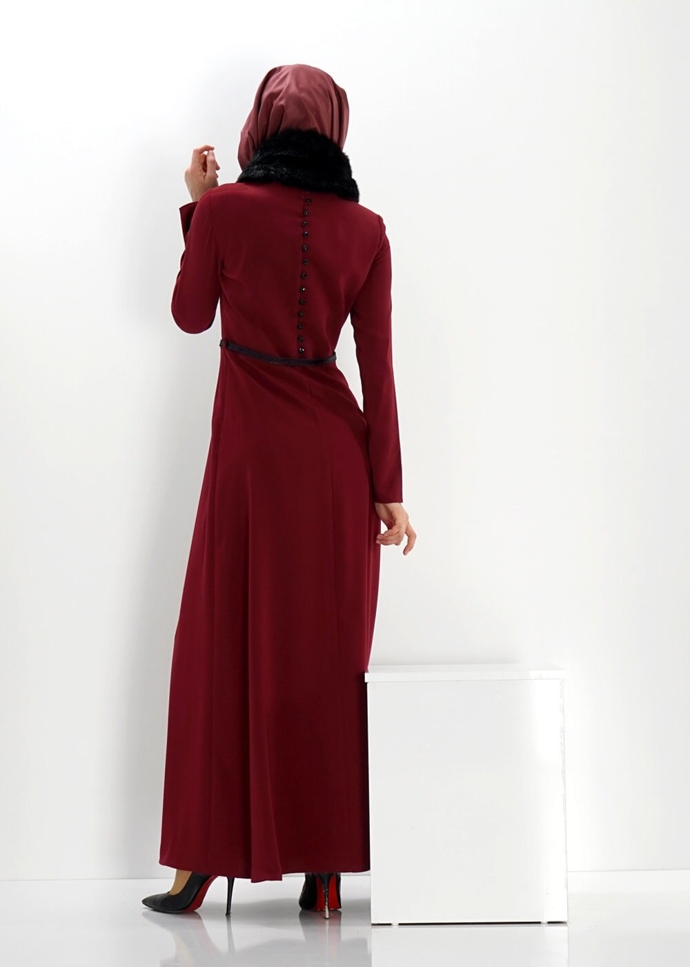 Tesettür giyim BORDO SIRTI DÜĞME DETAYLI ELBİSE 4362 