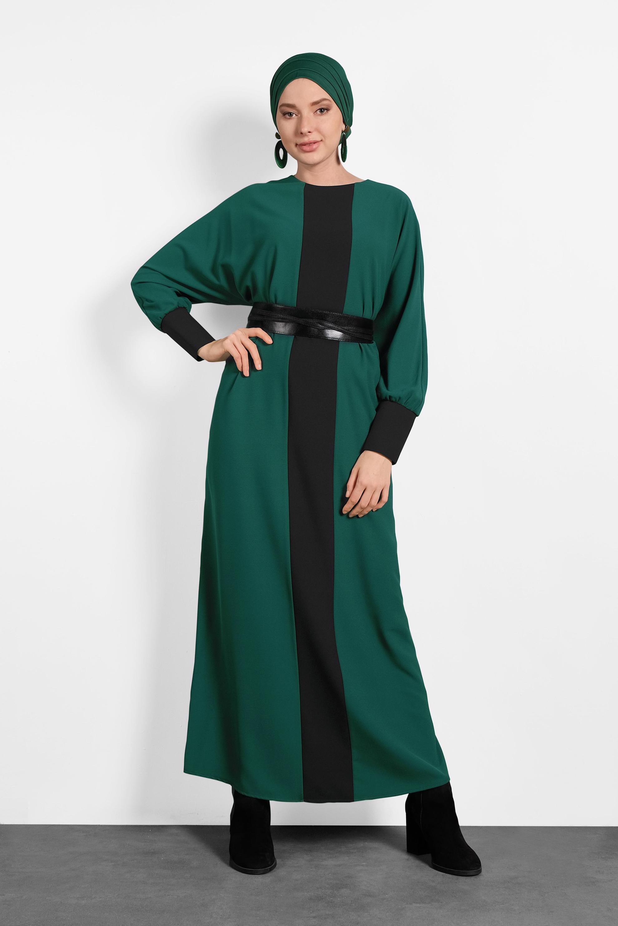 Tesettür giyim YEŞİL ŞERİT DETAYLI SALAŞ ELBİSE 4442