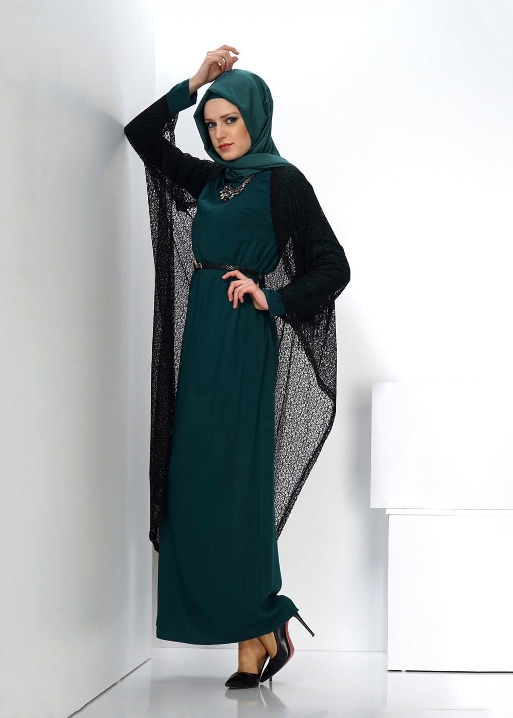 Tesettür giyim YEŞİL TÜL DETAYLI İKİLİ ELBİSE 4500