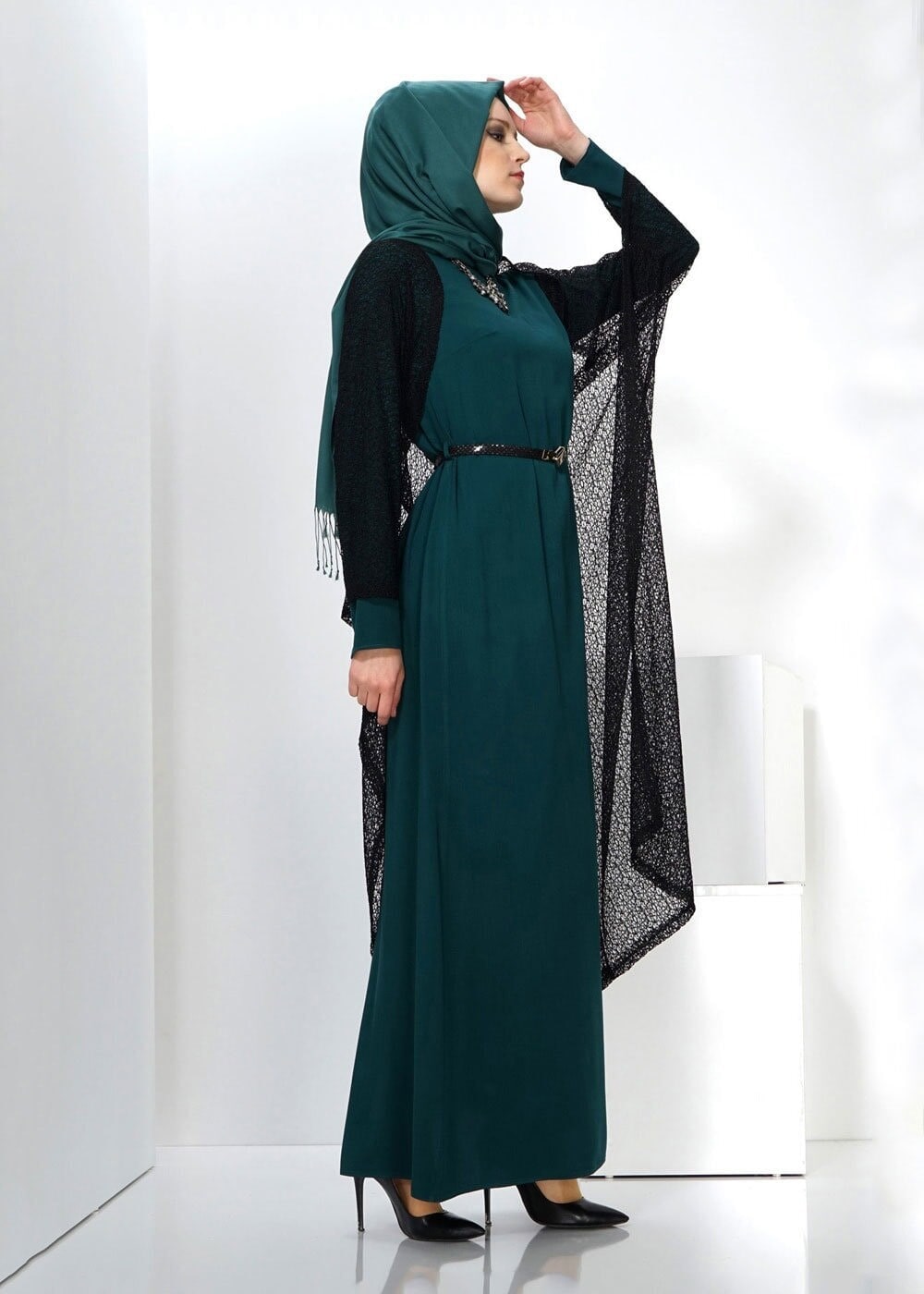 Tesettür giyim YEŞİL TÜL DETAYLI İKİLİ ELBİSE 4500