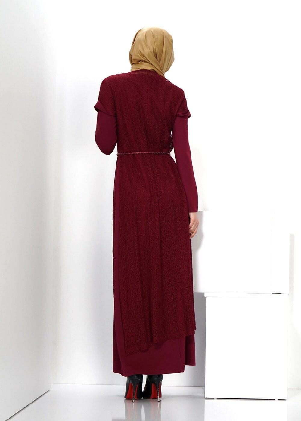 Tesettür giyim BORDO BELİ BAĞCIKLI TÜL DETAYLI ELBİSE 4501