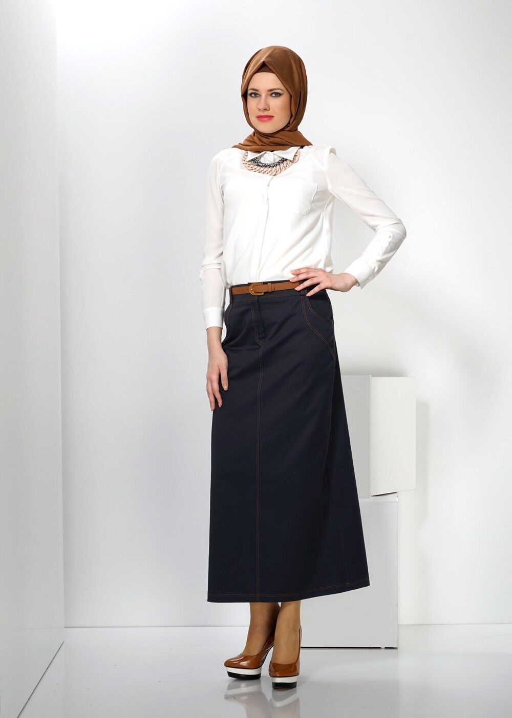 Tesettür giyim LACİVERT DÜZ KESİM ETEK 6590
