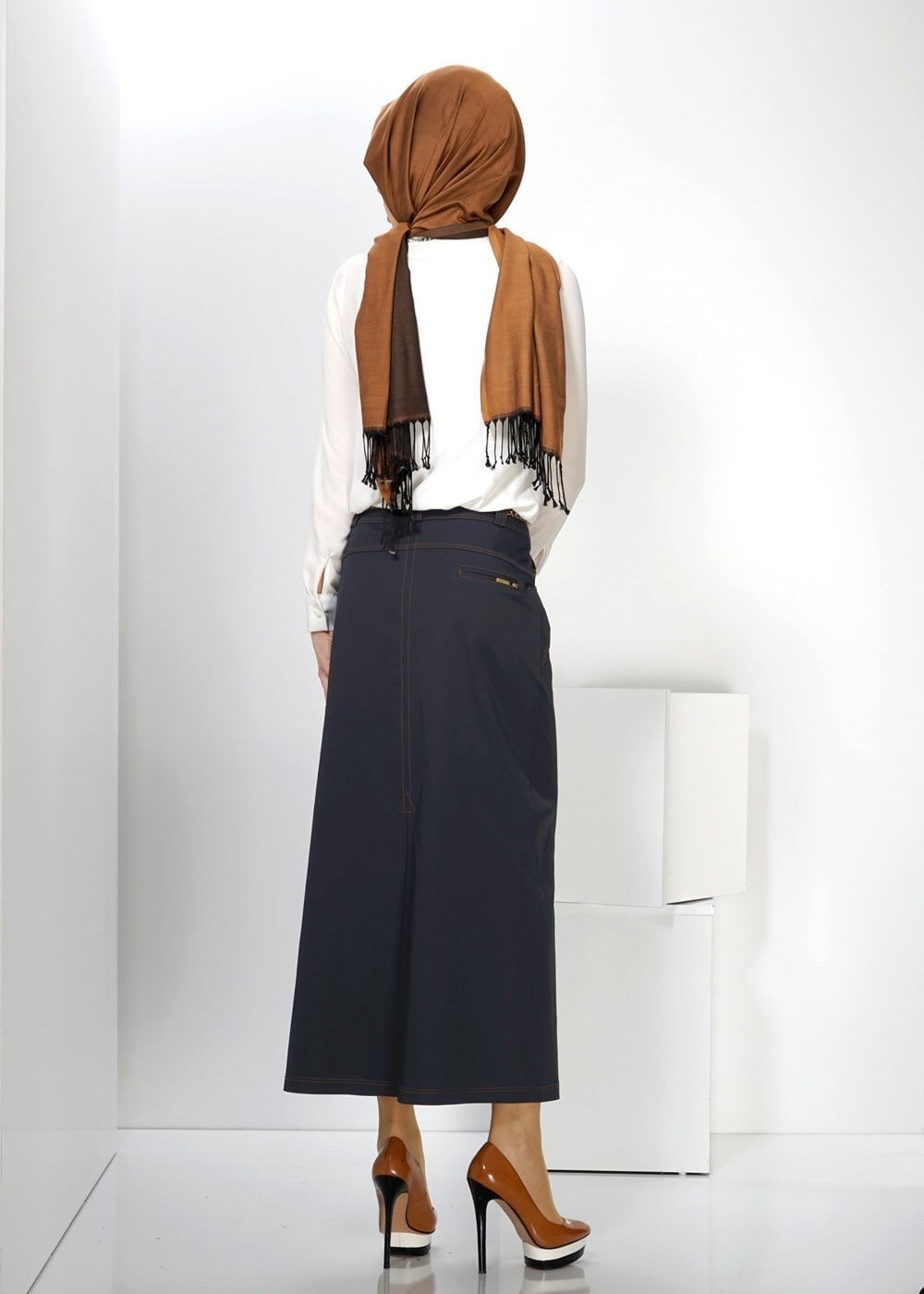 Tesettür giyim LACİVERT DÜZ KESİM ETEK 6590