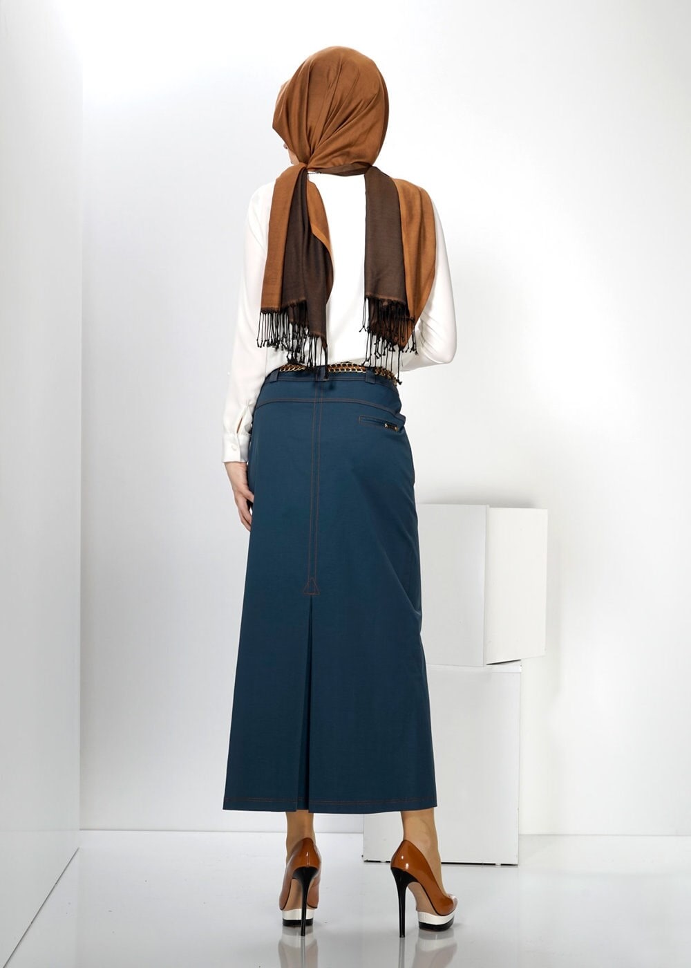 Tesettür giyim MAVİ DÜZ KESİM ETEK 6590