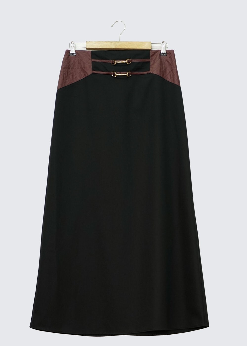 Tesettür giyim SİYAH AKSESUAR DETAYLI ETEK 6592