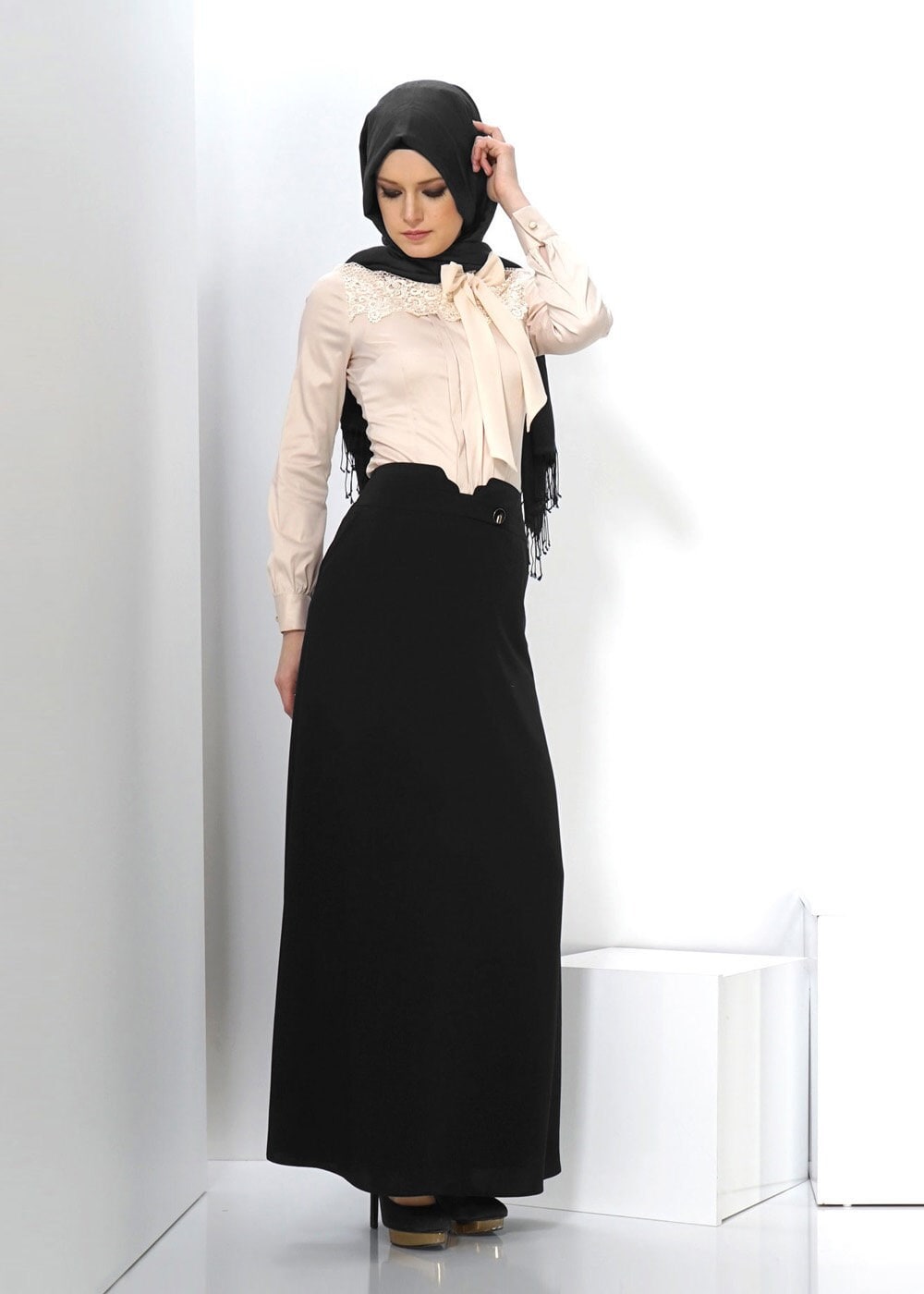 Tesettür giyim SİYAH DÜZ KESİM ETEK 6602