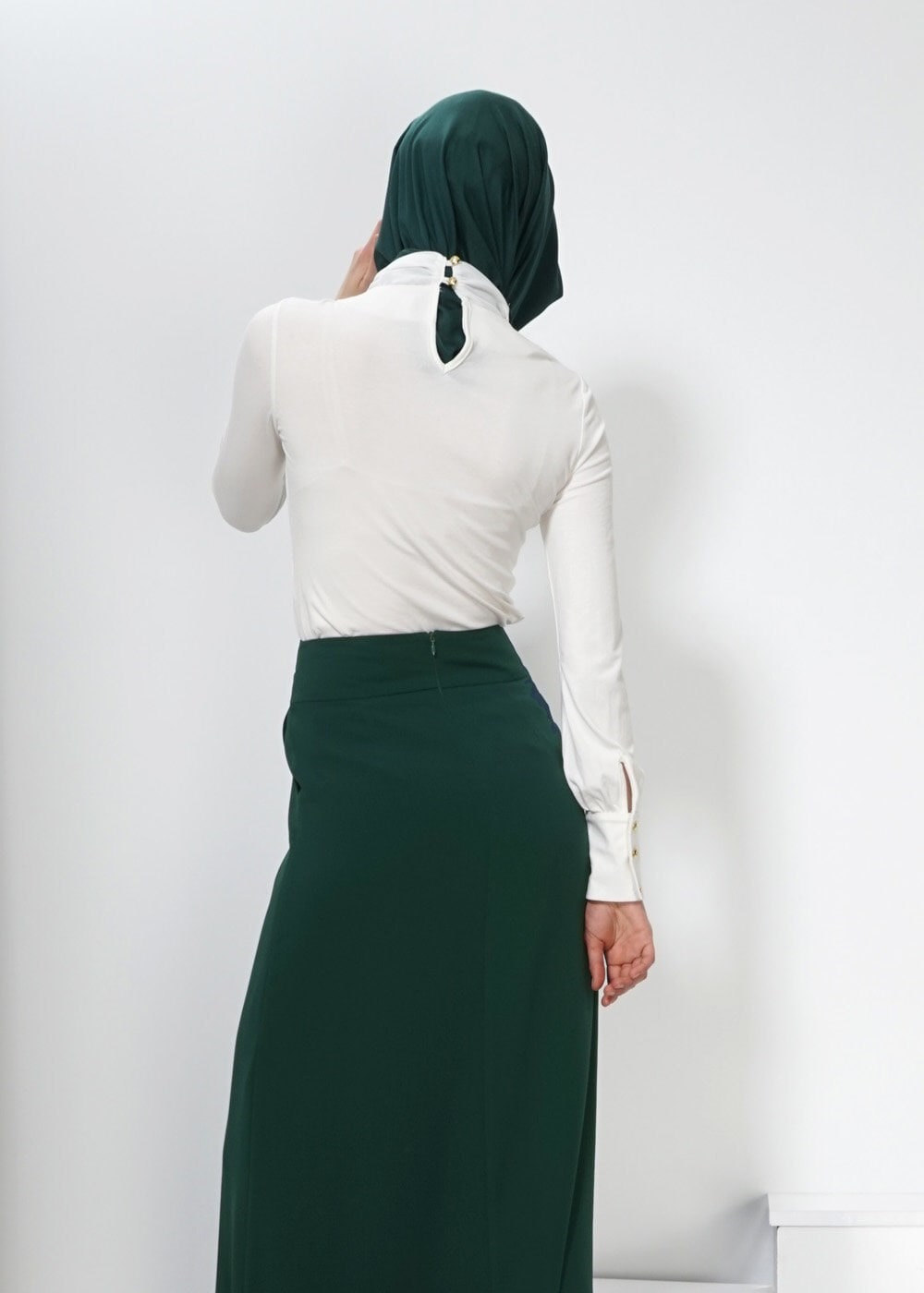 Tesettür giyim YEŞİL DÜZ KESİM ETEK 6602