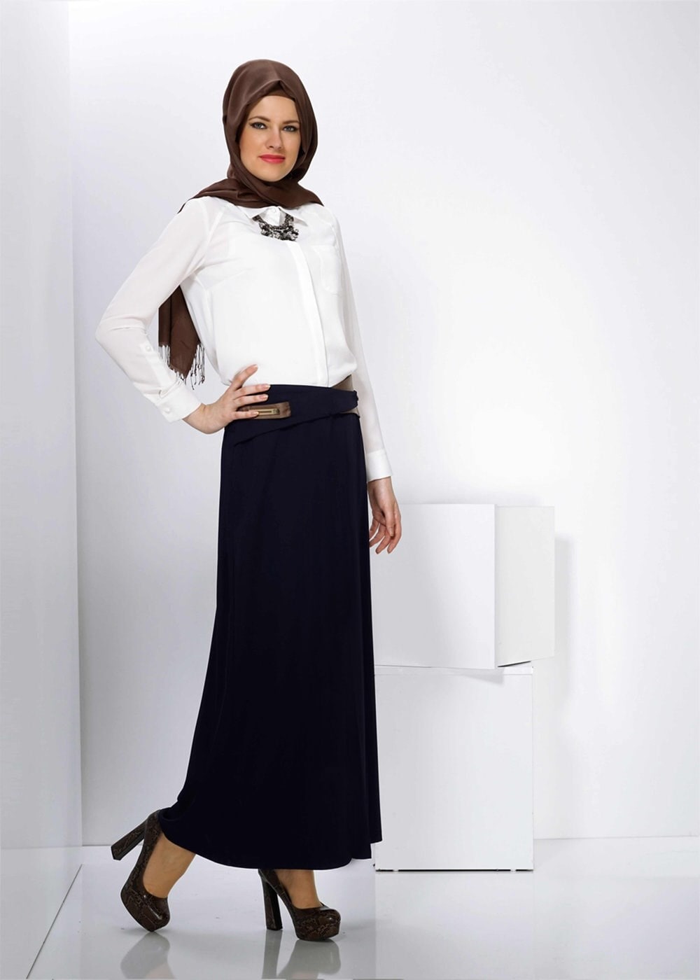 Tesettür giyim LACİVERT DÜZ ETEK 6603