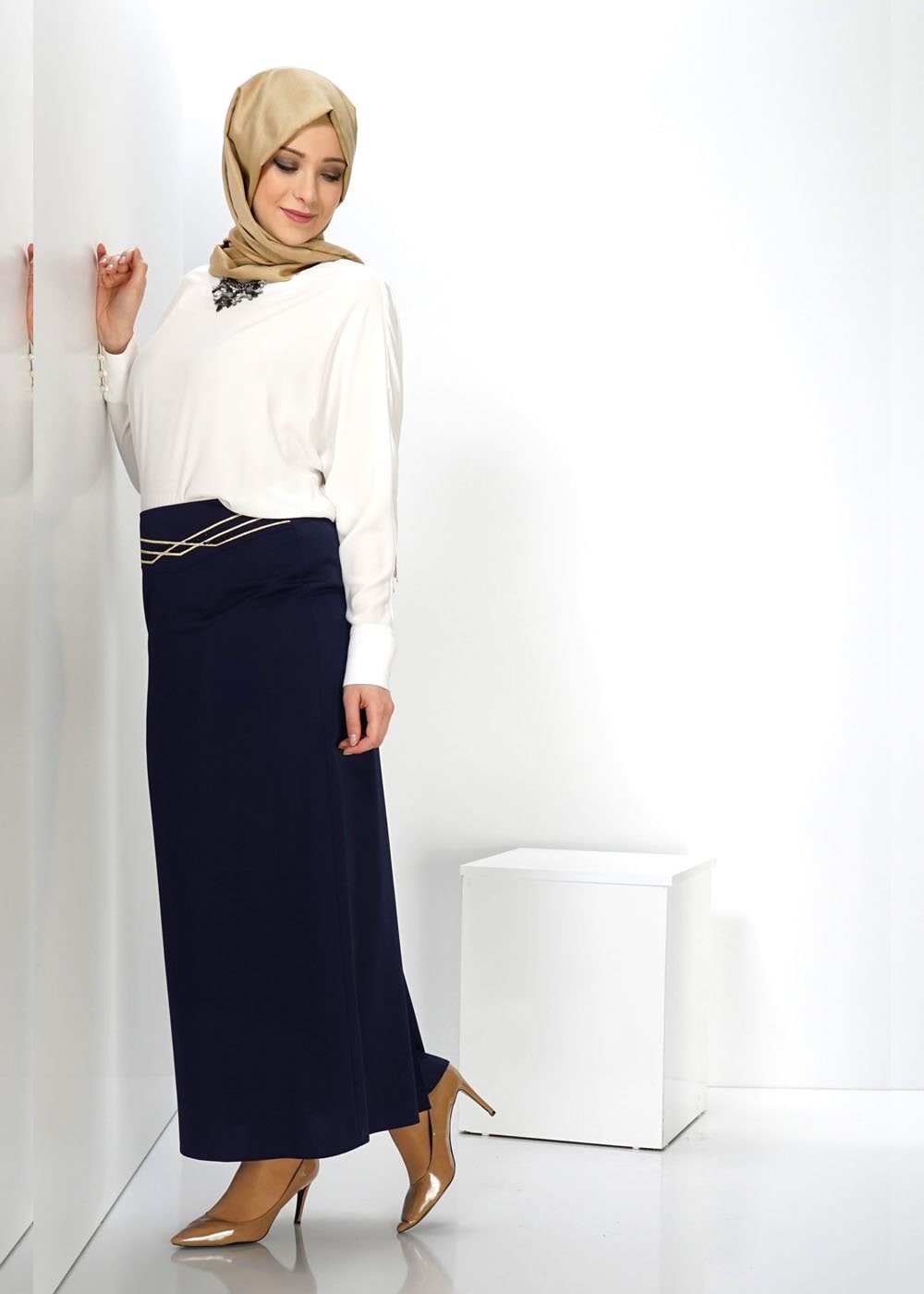 Tesettür giyim LACİVERT 6611 ETEK