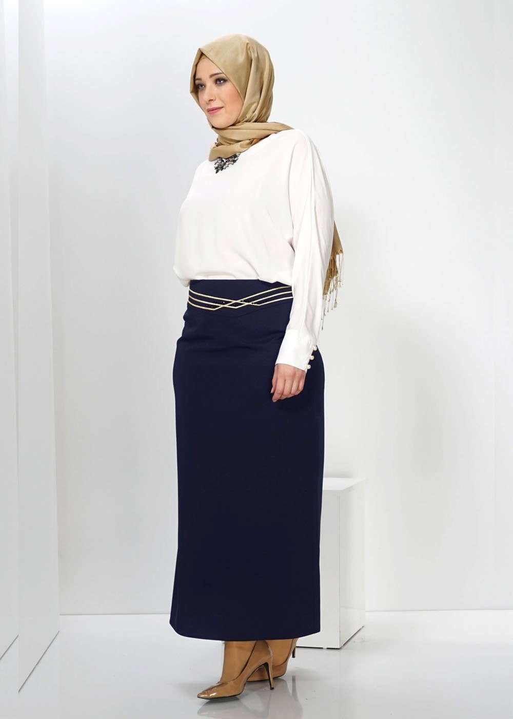 Tesettür giyim LACİVERT 6611 ETEK