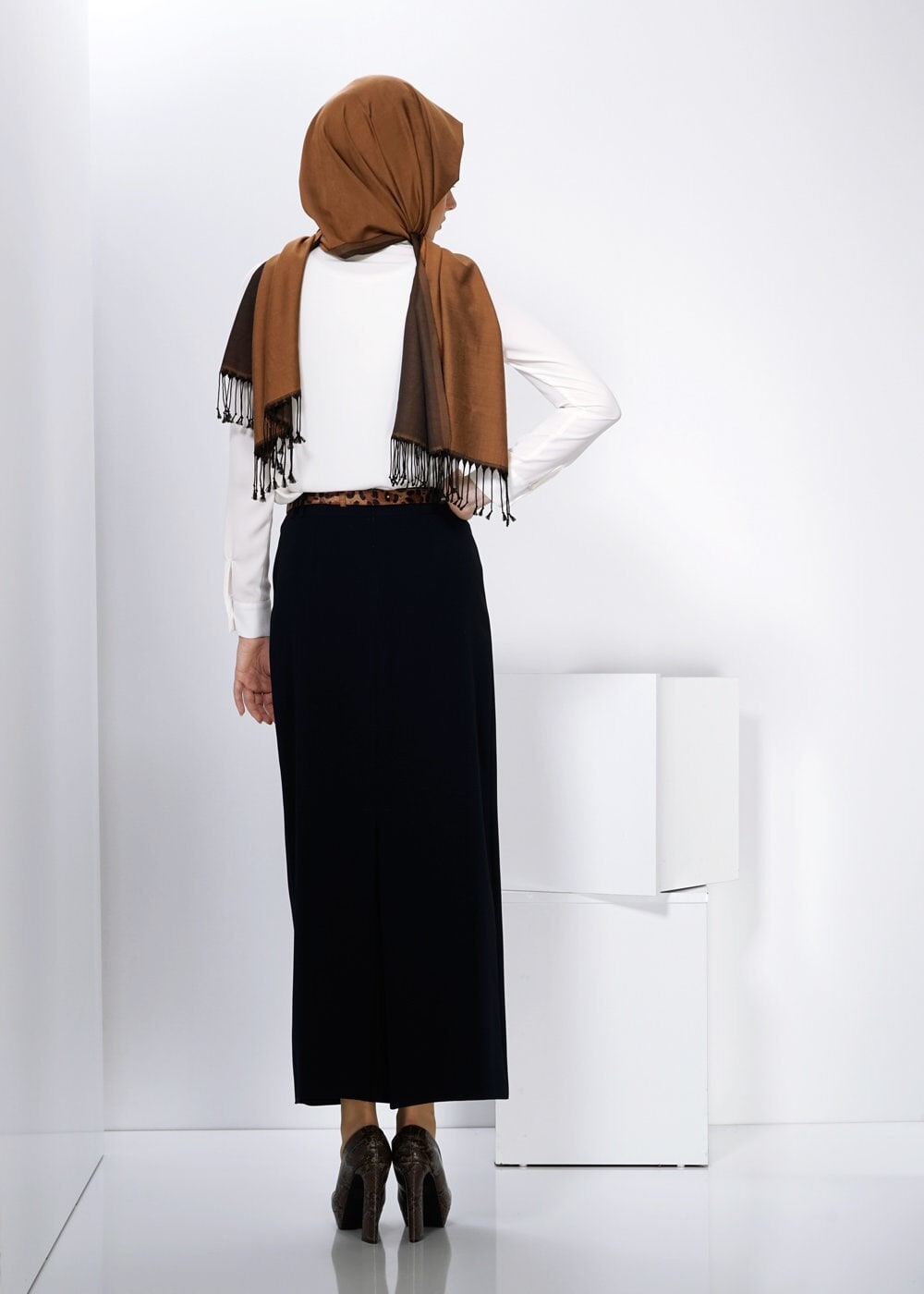 Tesettür giyim SİYAH 6622 ETEK 