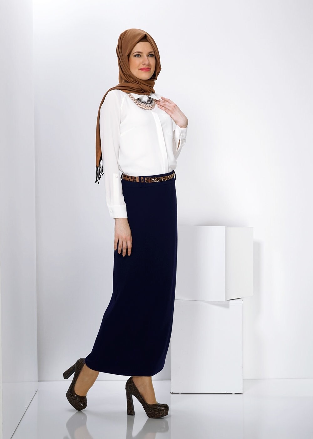 Tesettür giyim LACİVERT 6622 ETEK 