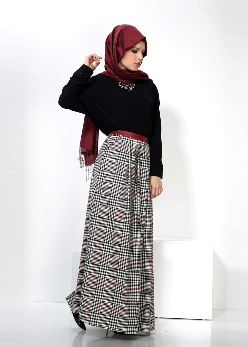 Tesettür giyim SİYAH 6637 ETEK