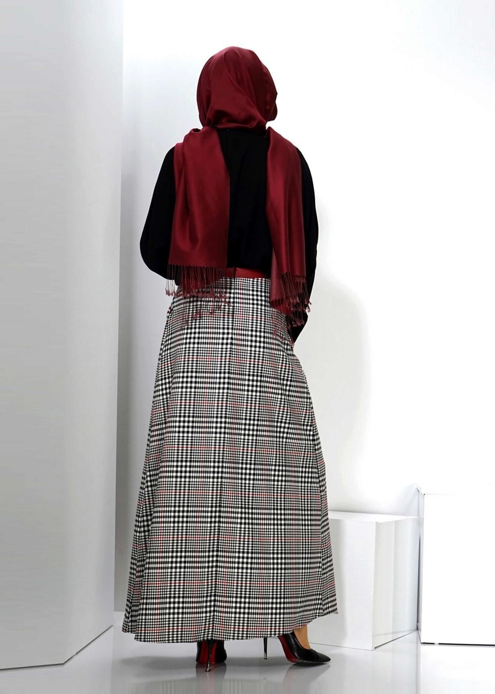 Tesettür giyim SİYAH 6637 ETEK