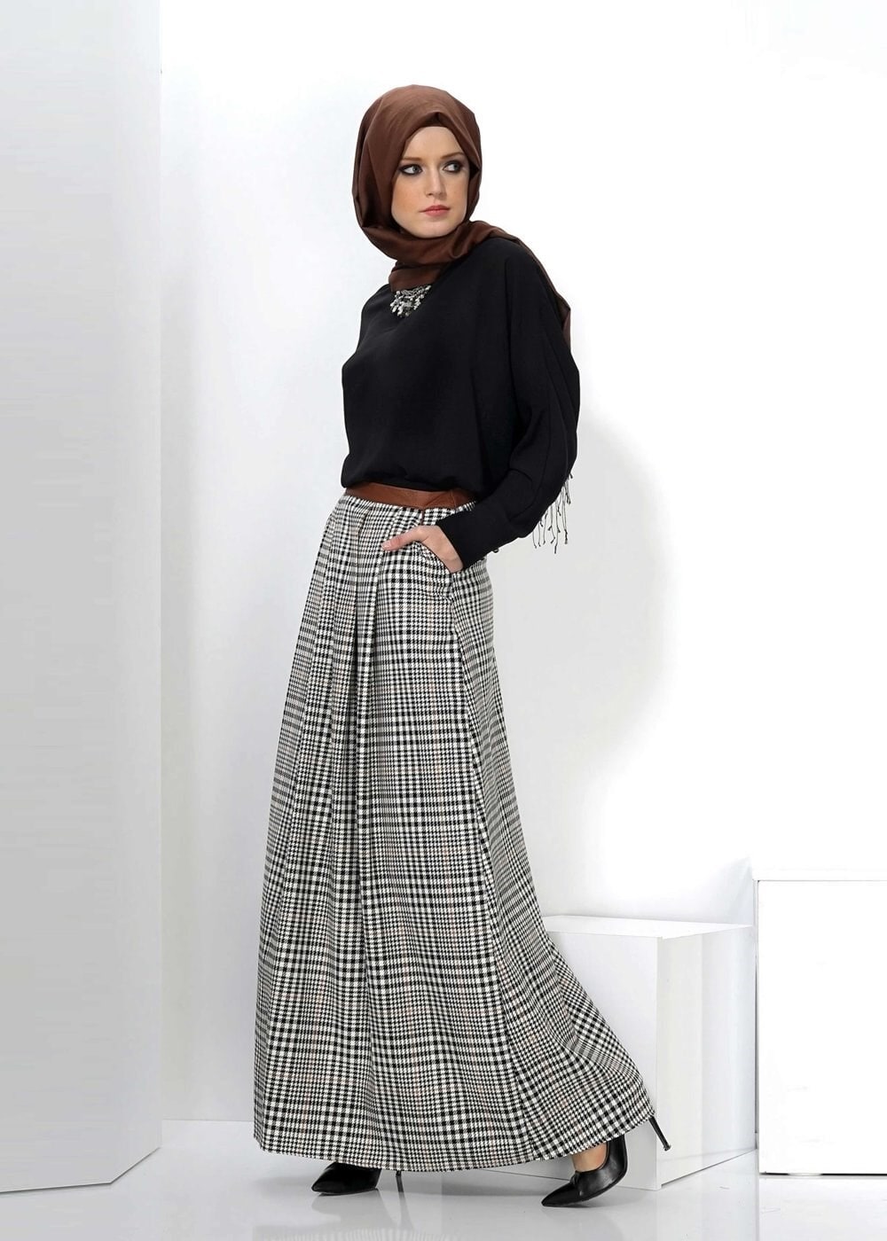 Tesettür giyim SİYAH 6637 ETEK