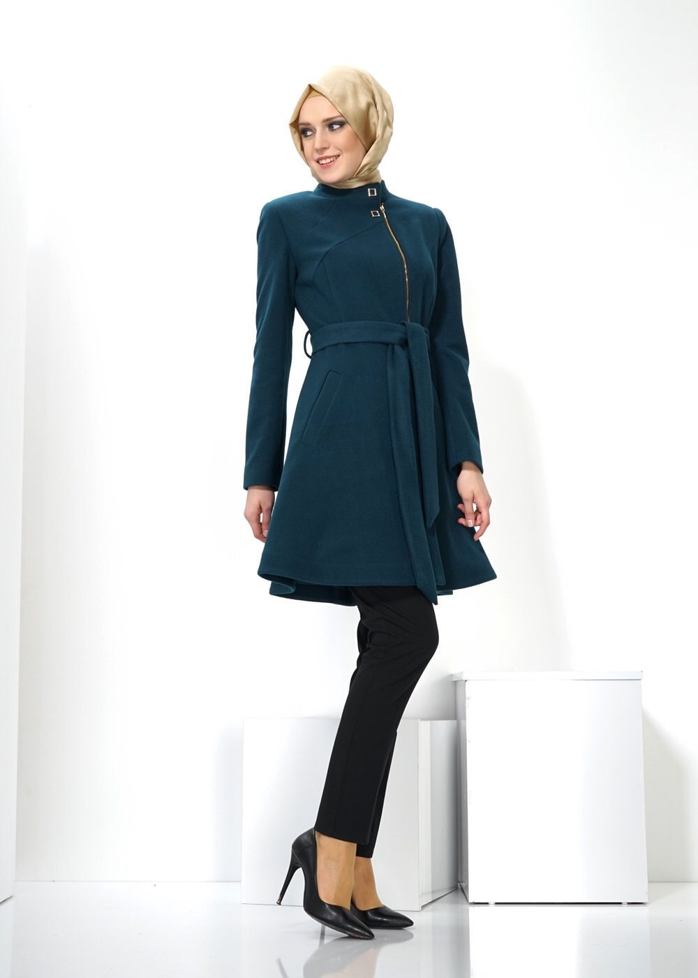 Tesettür giyim MAVİ FERMUARLI KABAN 9285