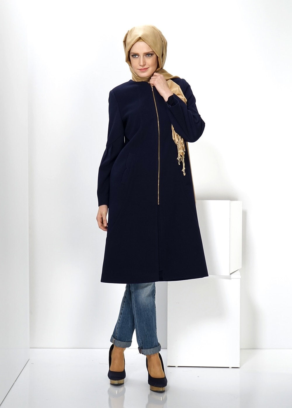 Tesettür giyim LACİVERT BİSİKLET YAKA FERMUARLI KABAN 9297